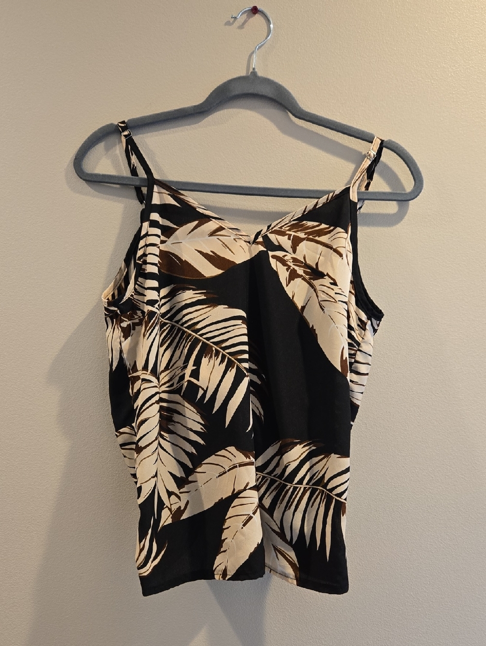 Black Palm-Print Spaghetti Strap Cami with Cream and Brown Leaves